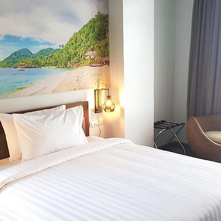 Hotel Gq Plaza Kalibo Zewnętrze zdjęcie