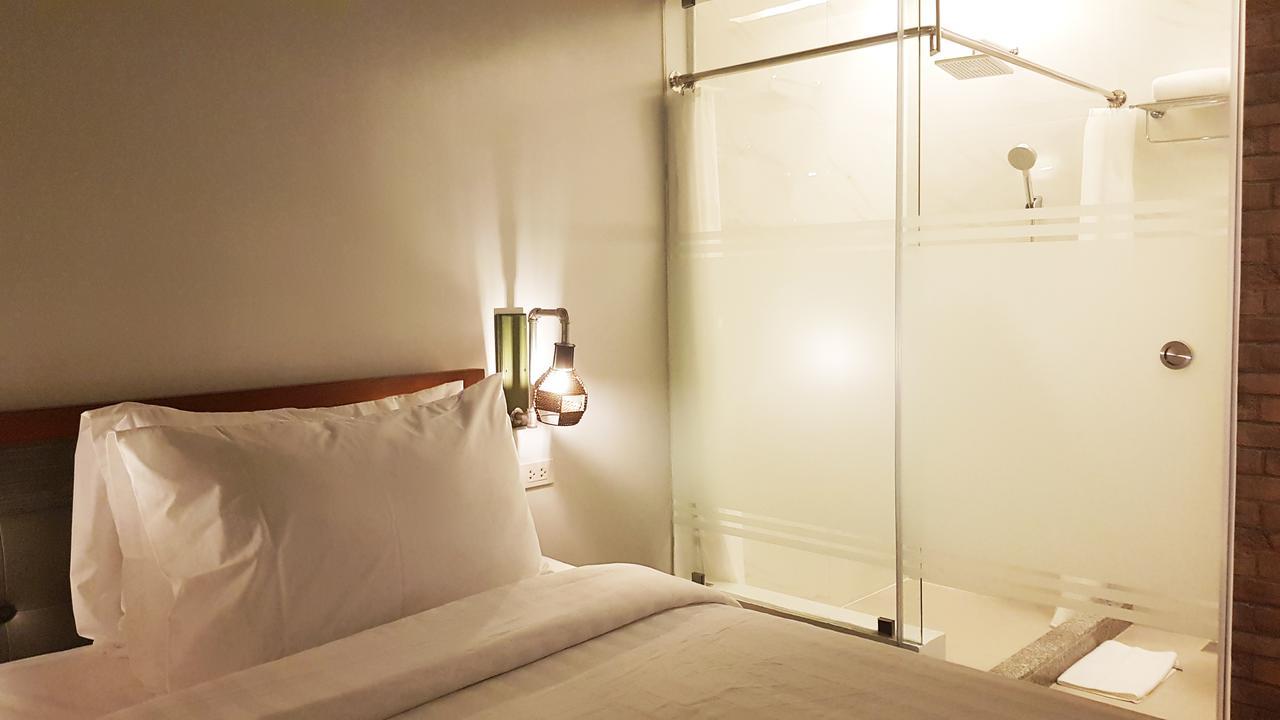 Hotel Gq Plaza Kalibo Zewnętrze zdjęcie
