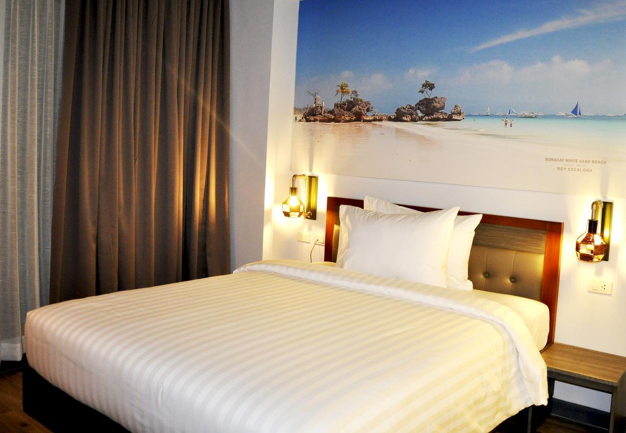 Hotel Gq Plaza Kalibo Zewnętrze zdjęcie
