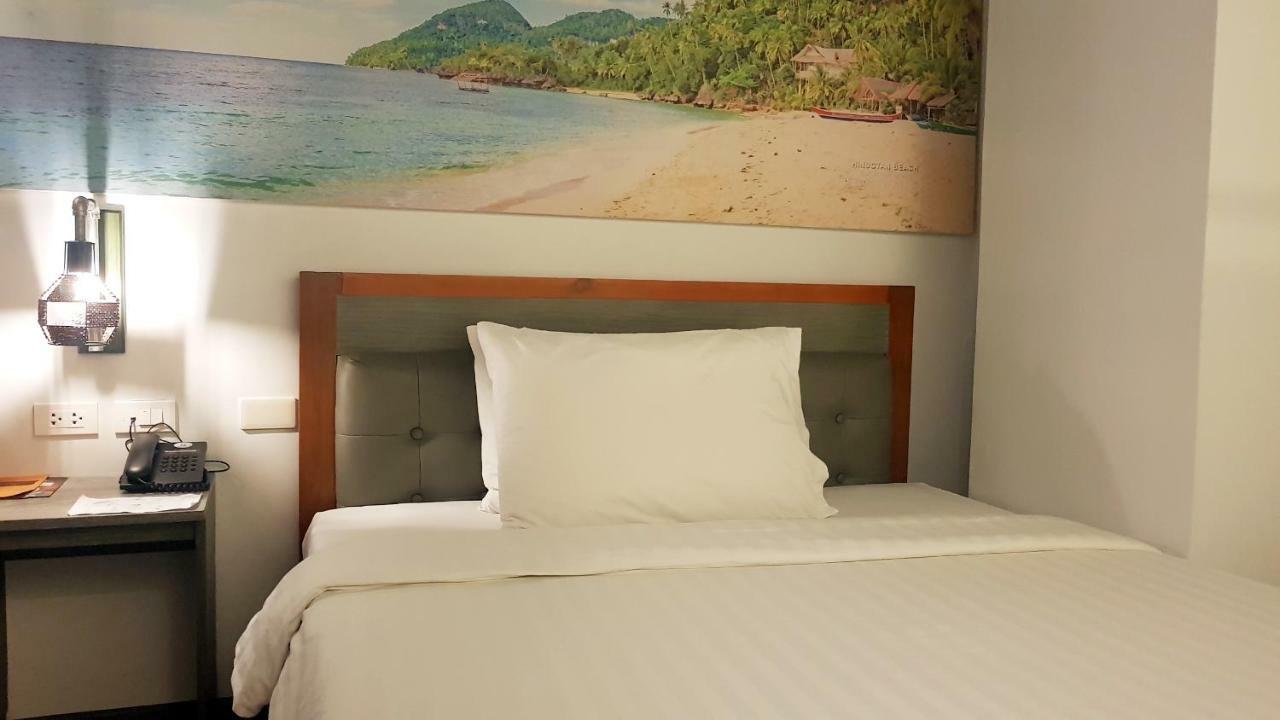 Hotel Gq Plaza Kalibo Zewnętrze zdjęcie