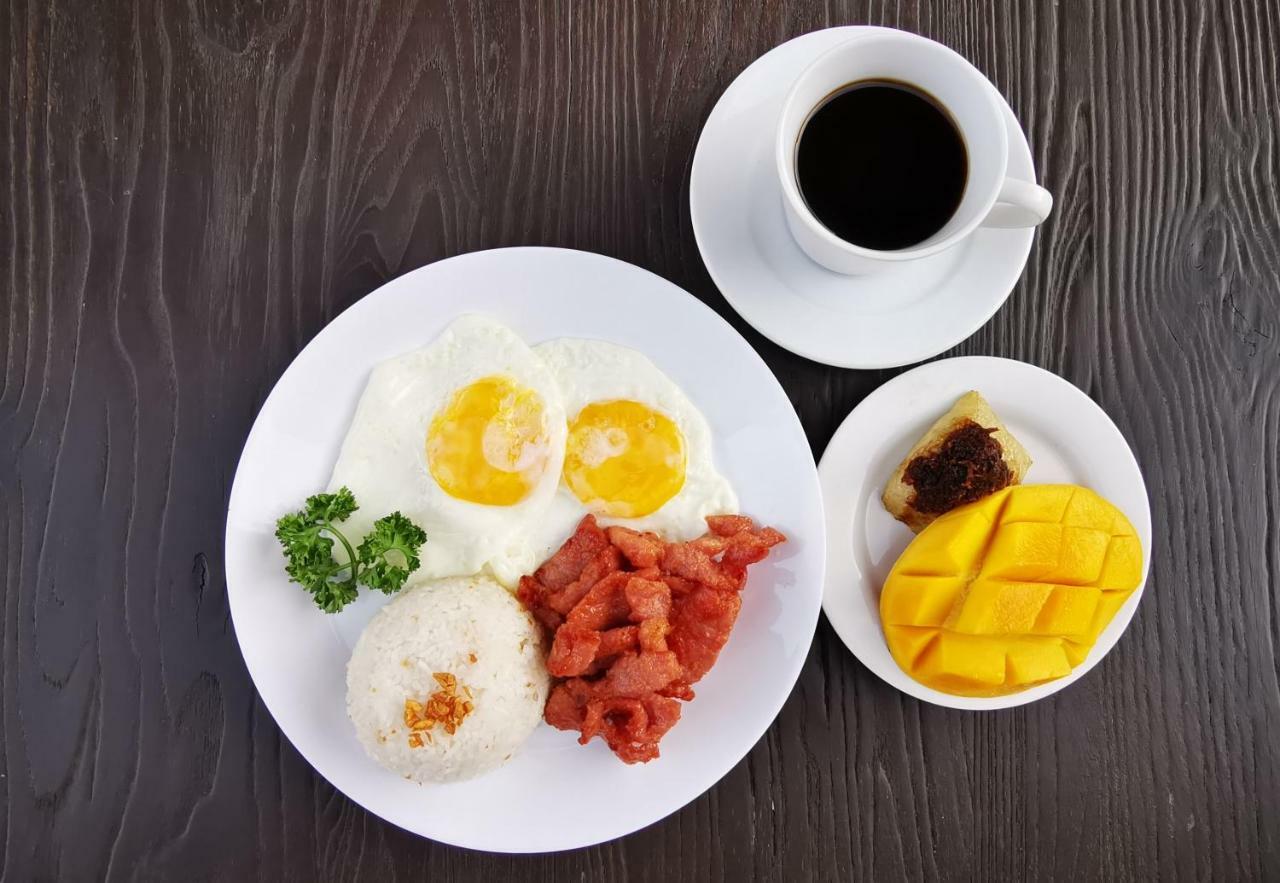 Hotel Gq Plaza Kalibo Zewnętrze zdjęcie